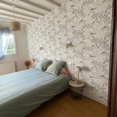 Holiday home L'ancienne Epicerie Meyronne
