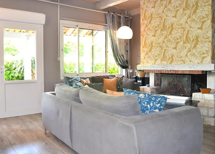 L'ancienne Epicerie * Meyronne